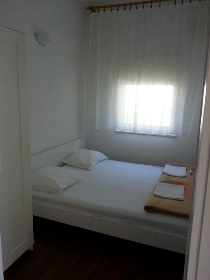 Ante Apartmani ツリクヴェニツァ エクステリア 写真