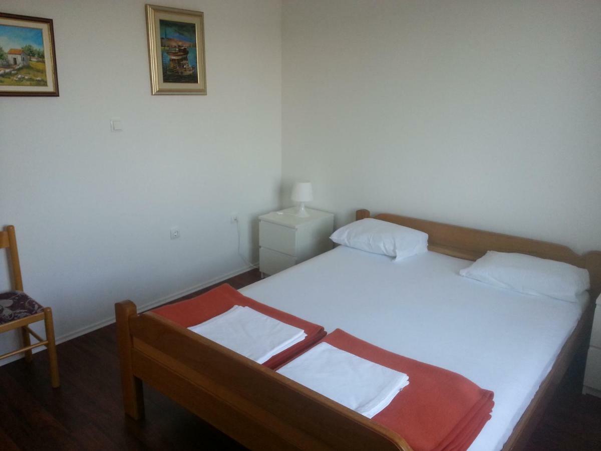 Ante Apartmani ツリクヴェニツァ エクステリア 写真