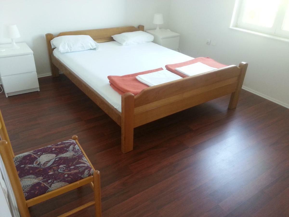 Ante Apartmani ツリクヴェニツァ エクステリア 写真
